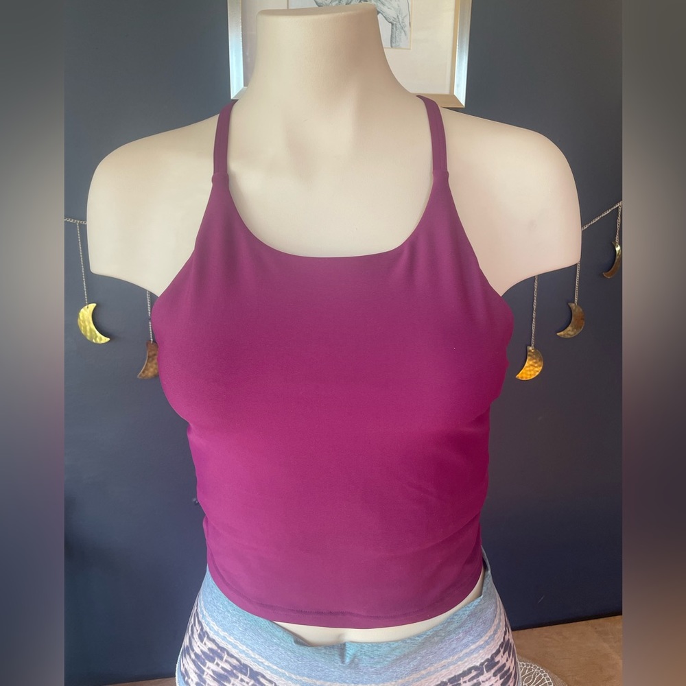 Burgundy sports top